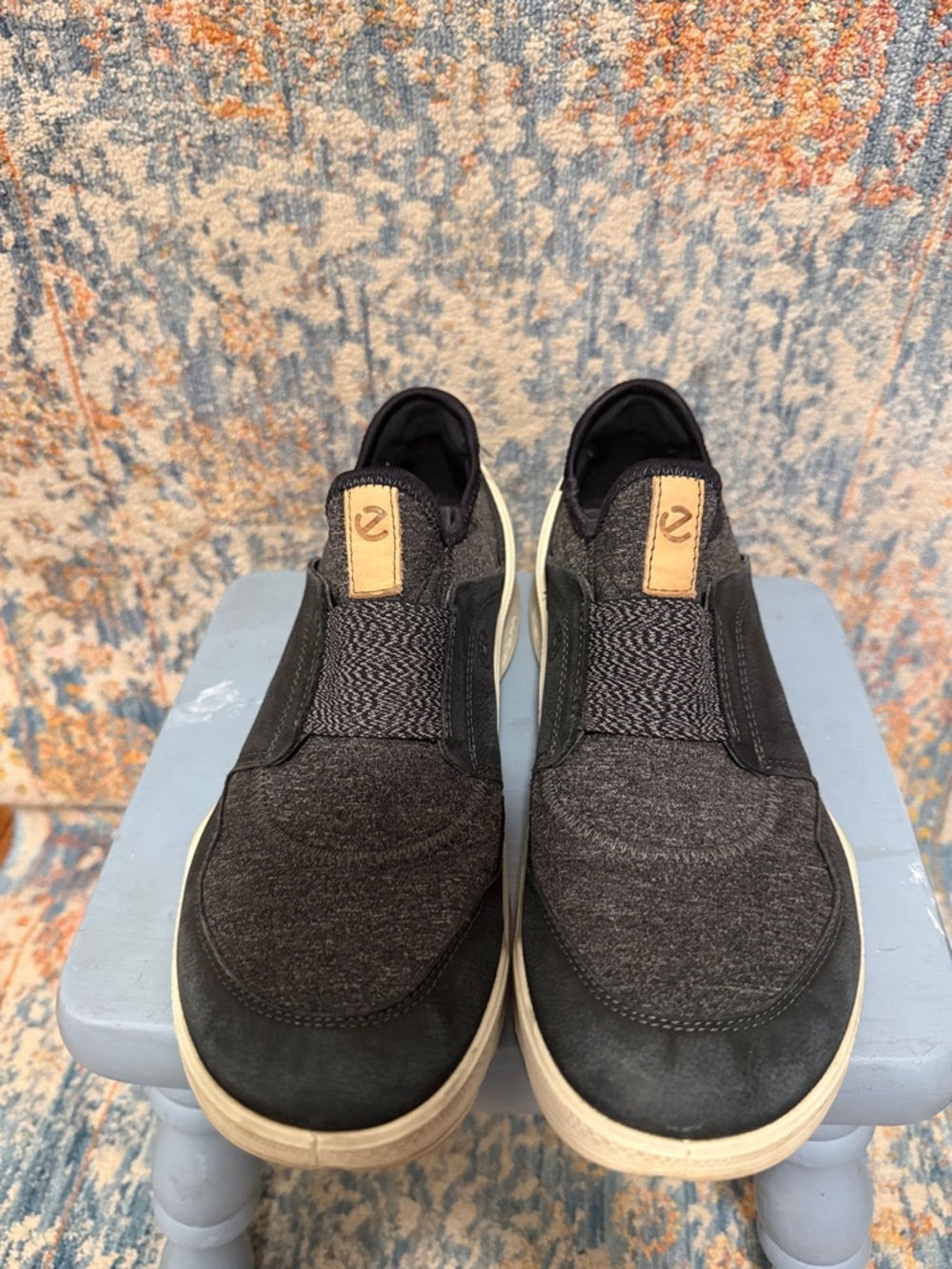 Ecco Women's Slip-On Athletic Sneakers in Black and Cream size 40-9